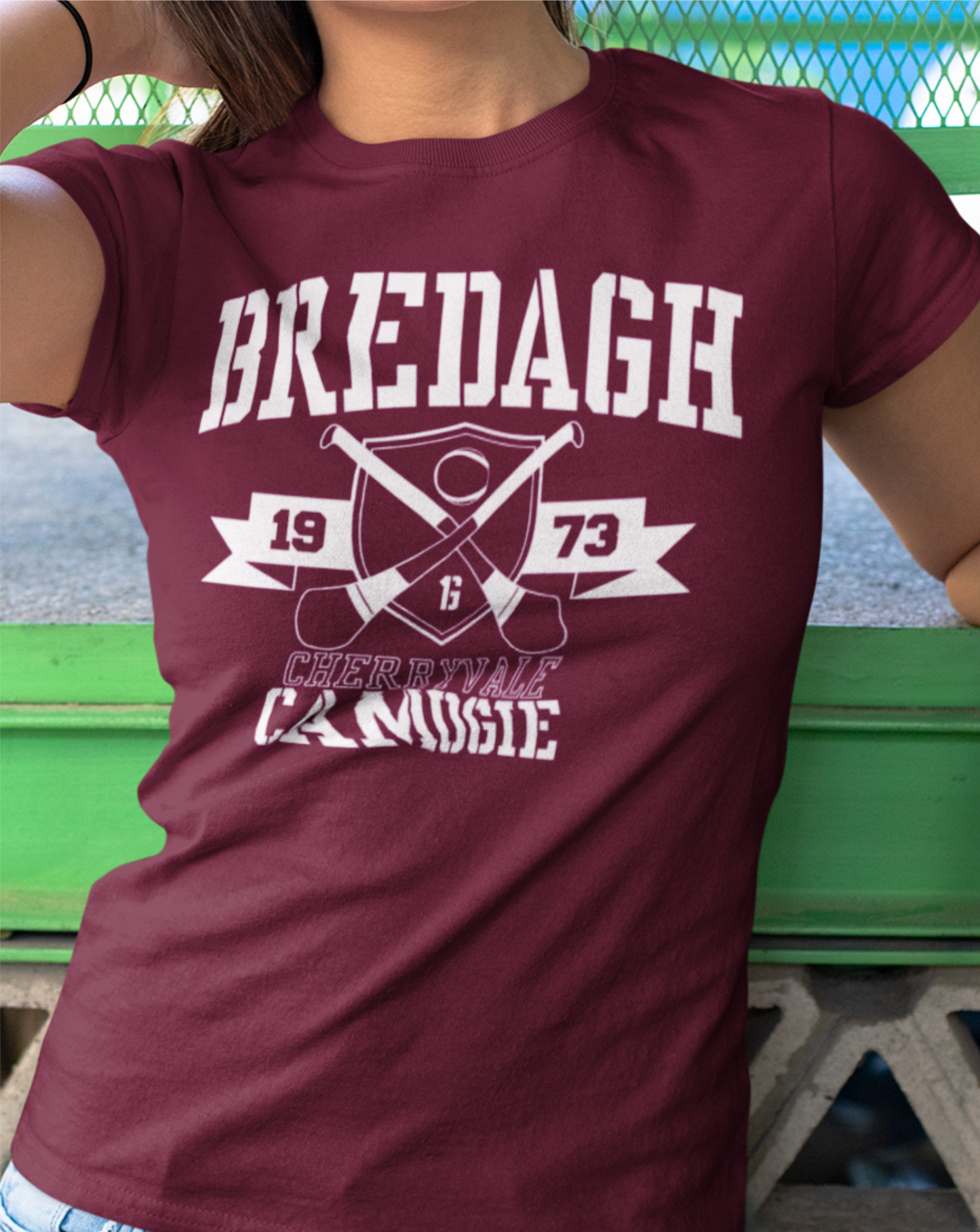Bredagh, Co. Down, Crossed Hurls Camogie T-Shirt - Ladies Skinny-Fit