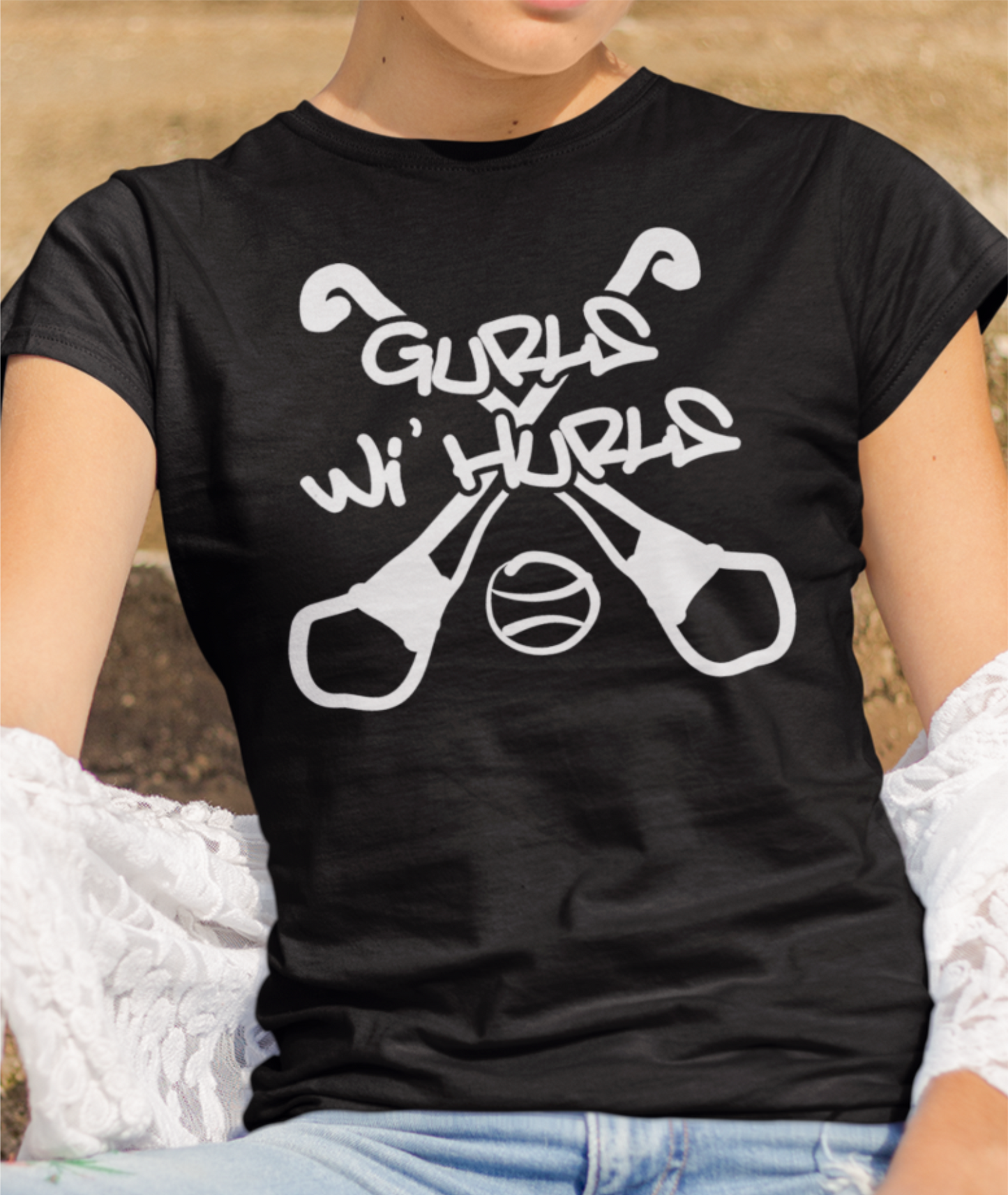 Gurls Wi' Hurls - Camogie - Ladies Skinny-Fit T-Shirt