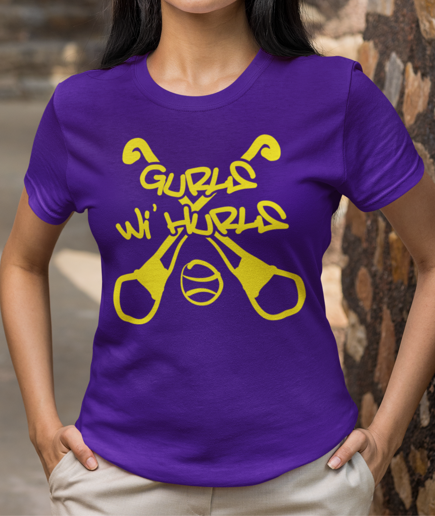 Gurls Wi' Hurls - Camogie - Ladies Skinny-Fit T-Shirt